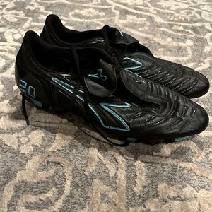 Diadora Soccer cleats